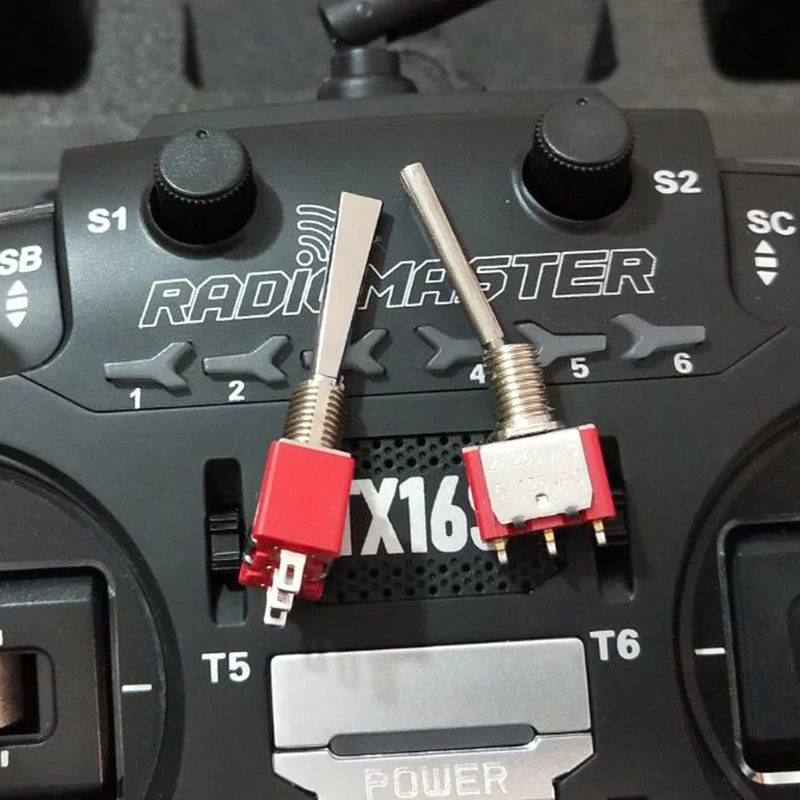 2 قطعة RC الارسال التبديل 2/3  - مراجعة Flysky Transmitter وسعره